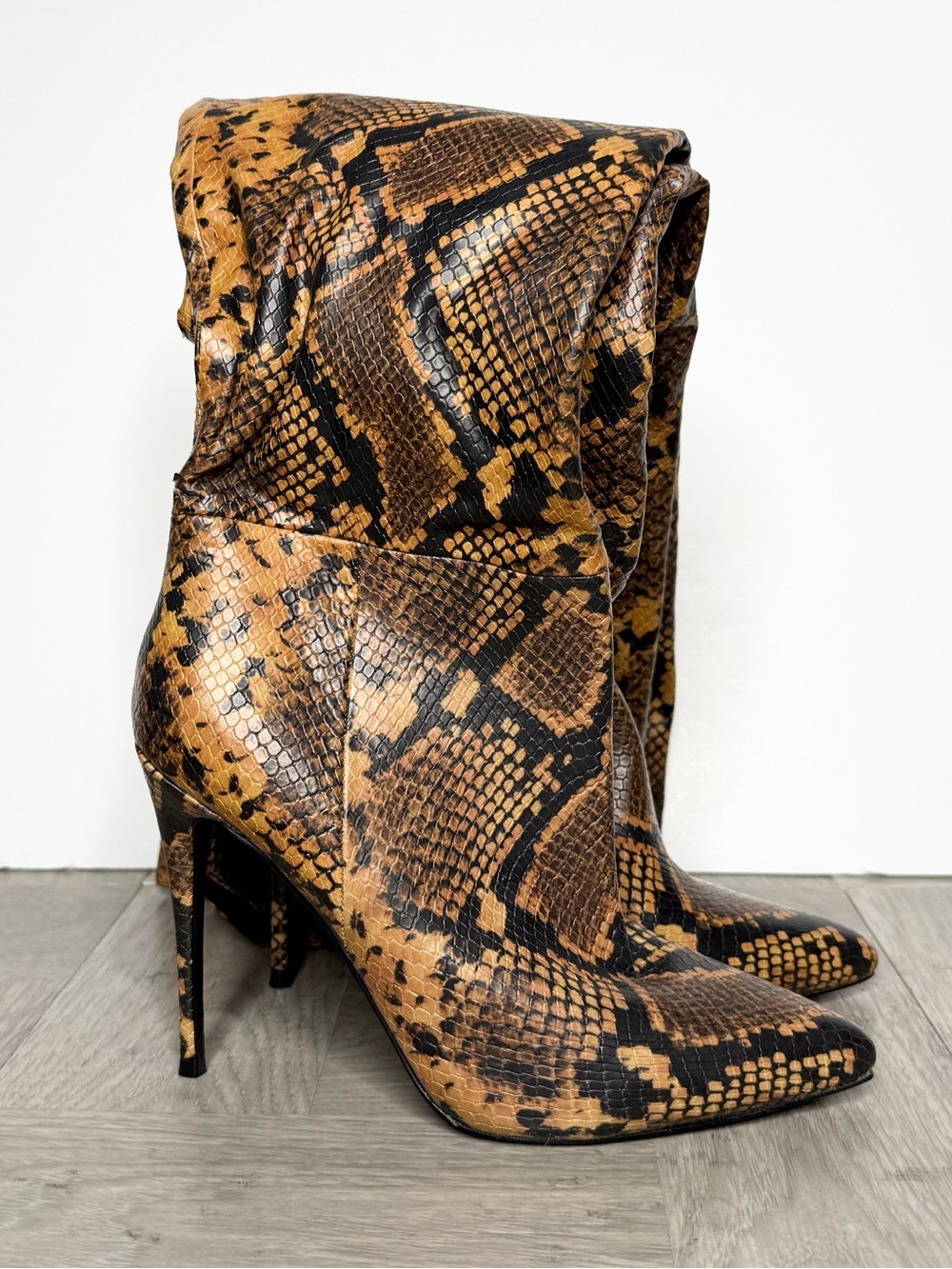 Steve Madden Winnie Harlow Harlow Snakeskin Over The Knee Boot 7 1/2 M